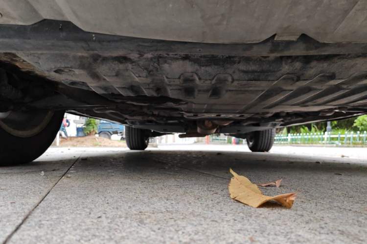 Used Land Rover Discovery Sport 2016 2.0T SE Chassis Front