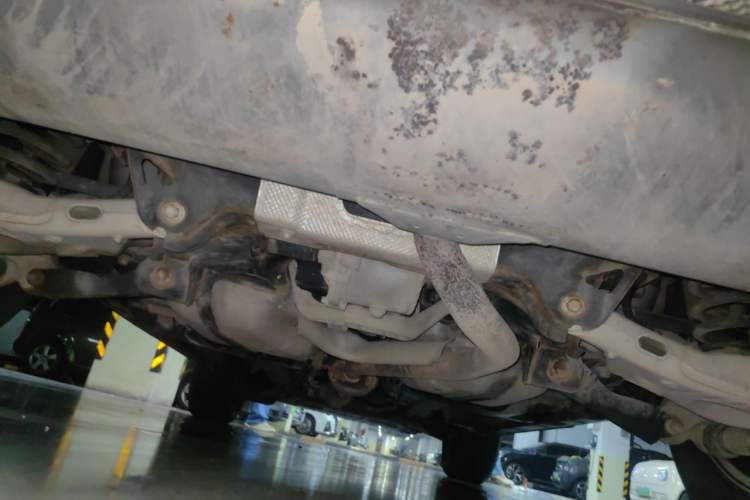 Used Land Rover Discovery Sport 2016 2.0T SE Chassis Rear