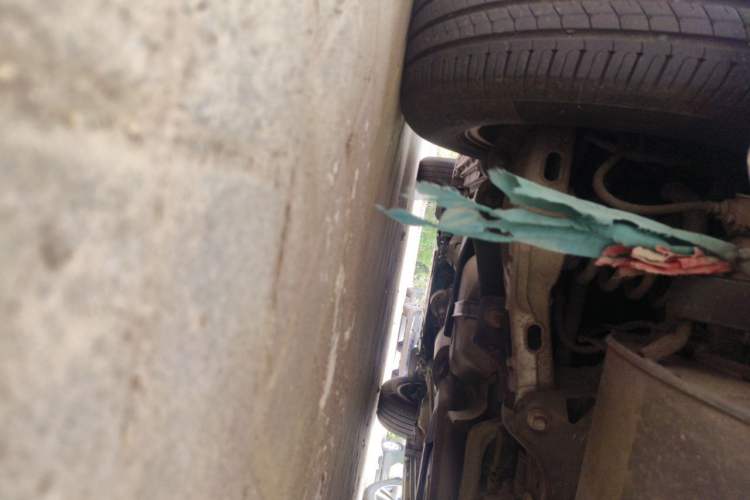 Used Land Rover Discovery Sport 2016 2.0T S Chassis Rear Left