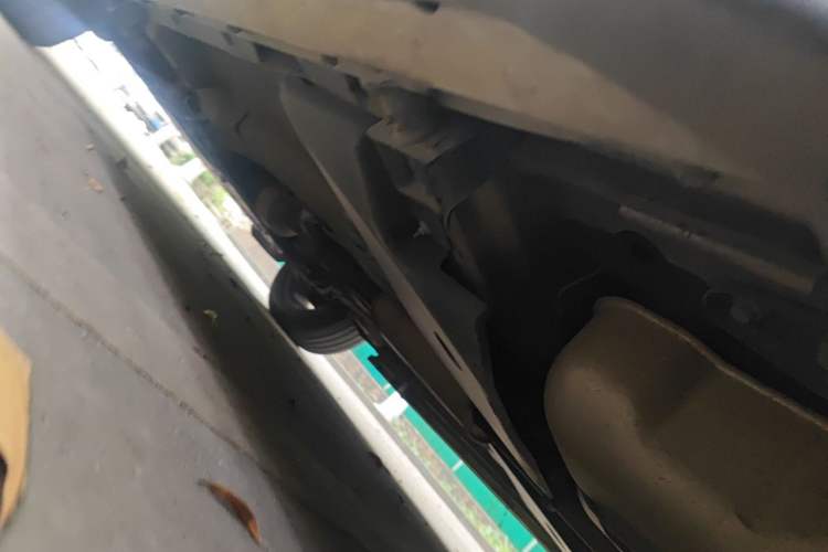 Used Land Rover Discovery Sport 2016 2.0T SE Chassis Rear Left