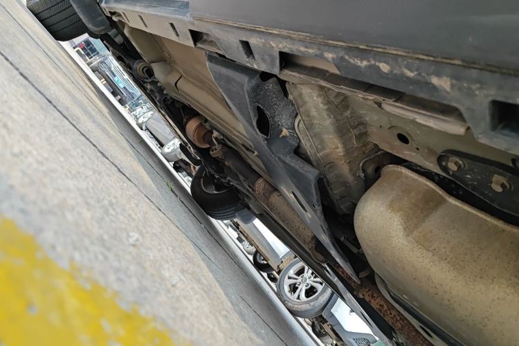 Used Land Rover Discovery Sport 2016 2.0T SE Chassis Rear Left
