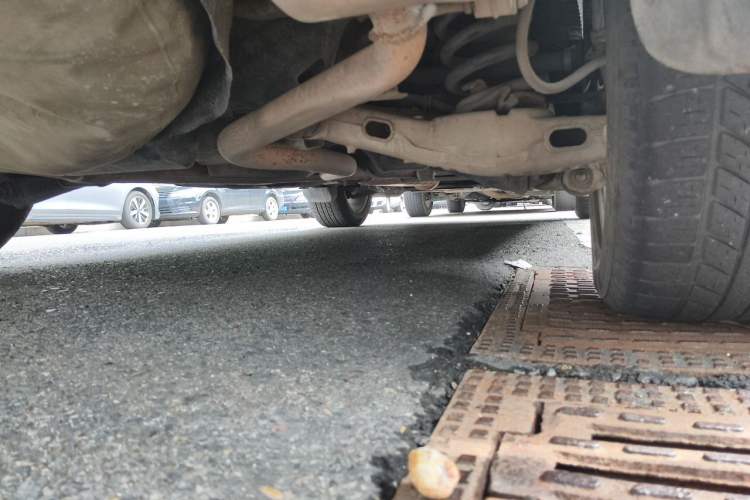 Used Land Rover Discovery Sport 2016 2.0T HSE Chassis Rear Right