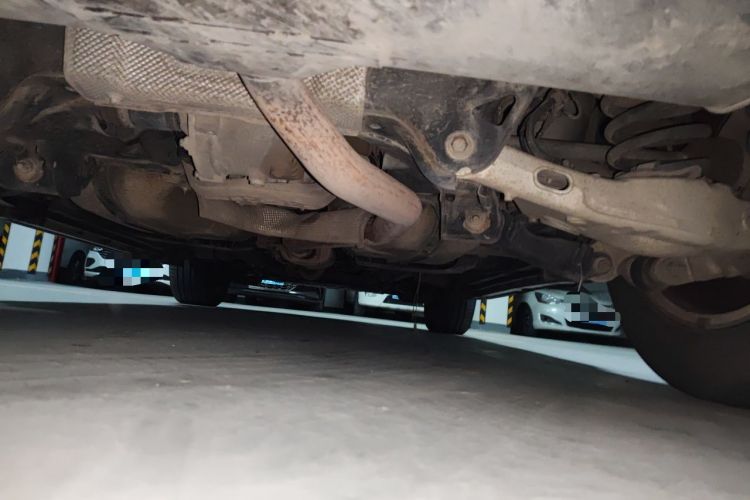 Used Land Rover Discovery Sport 2016 2.0T SE Chassis Rear