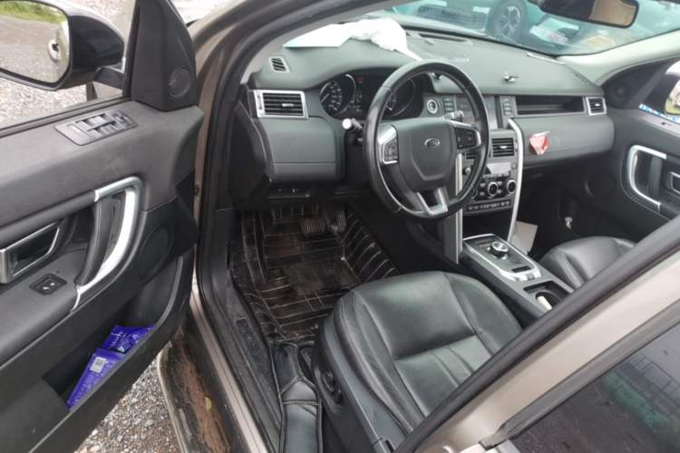 Used Land Rover Discovery Sport 2016 2.0T HSE Driver Seat