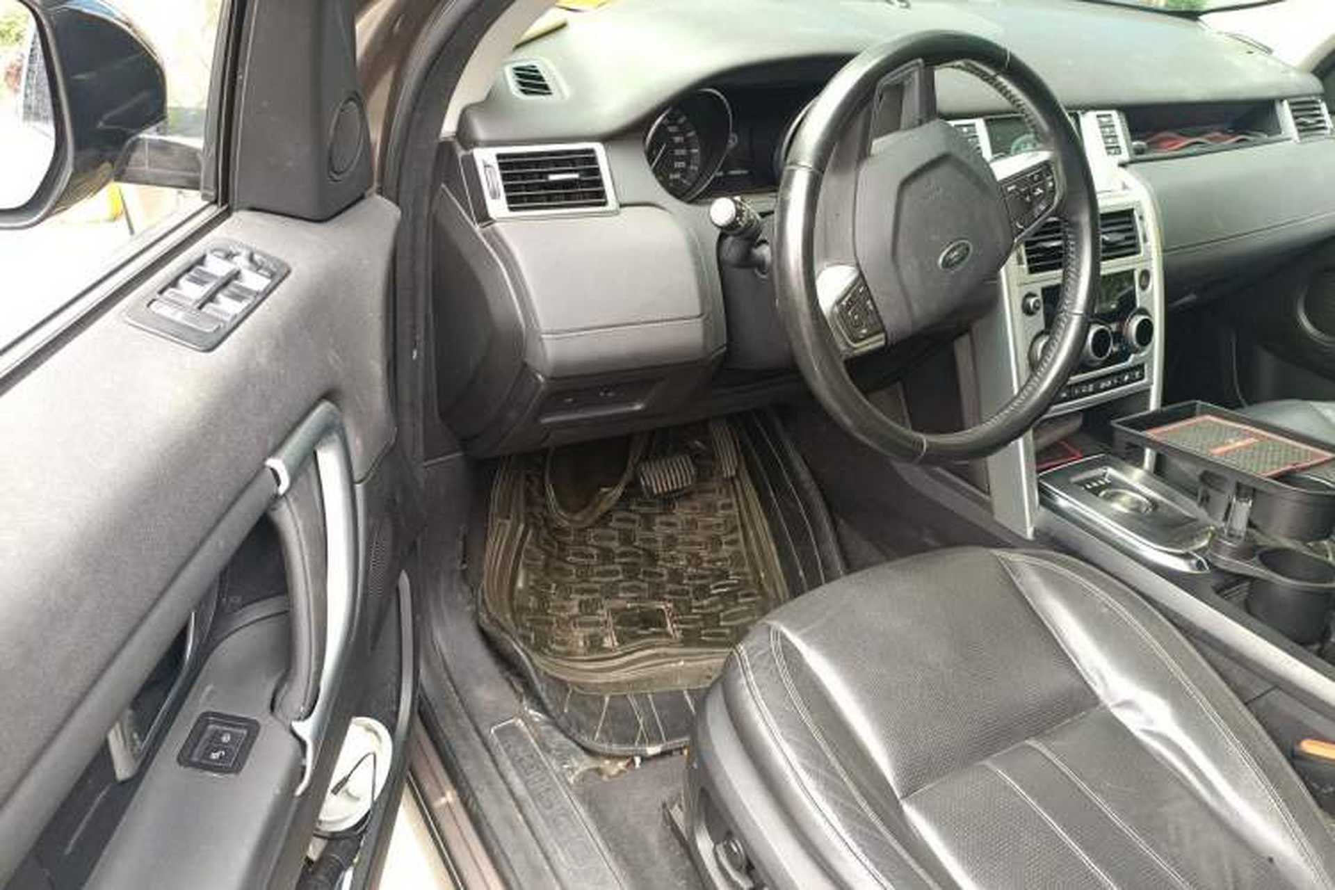 Used Land Rover Discovery Sport 2016 2.0T SE Driver Seat