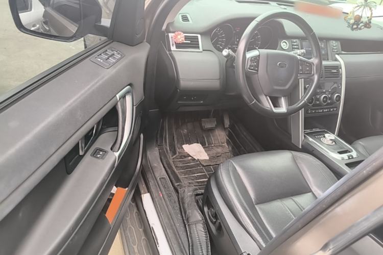 Used Land Rover Discovery Sport 2016 2.0T SE Driver Seat