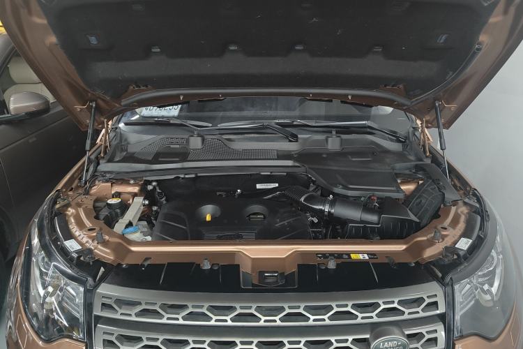 Used Land Rover Discovery Sport 2016 2.0T SE Engine Bay