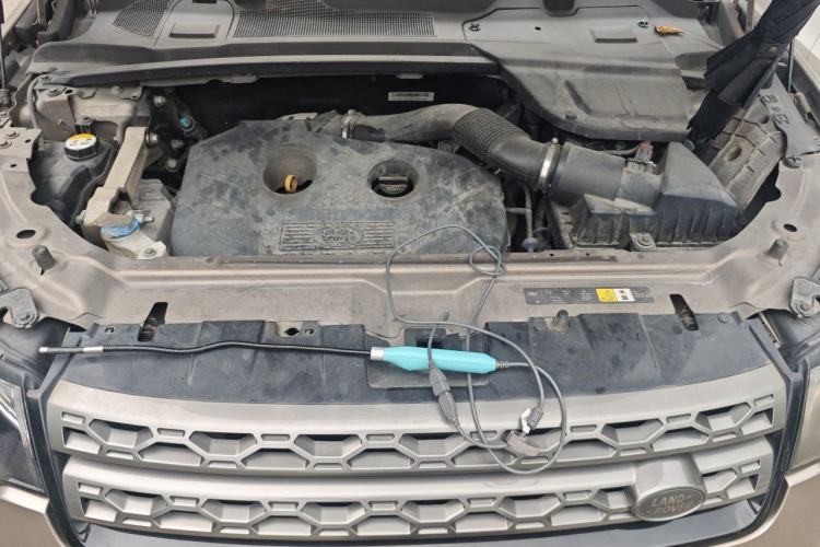 Used Land Rover Discovery Sport 2016 2.0T SE Engine Bay