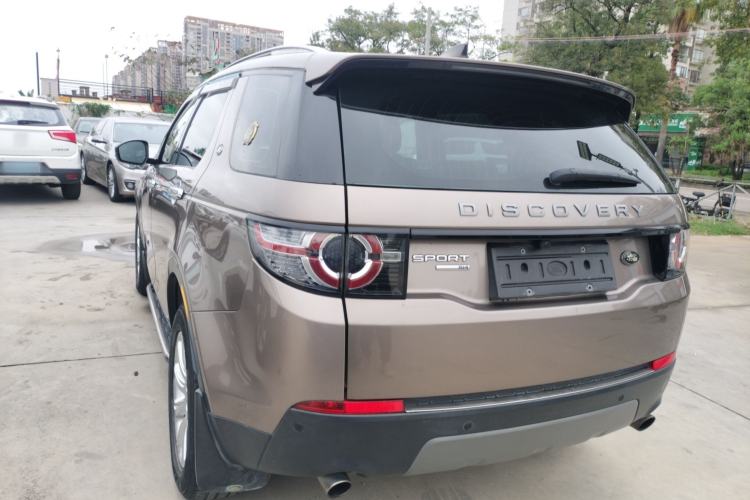 Used Land Rover Discovery Sport 2016 2.0T SE Exterior 2
