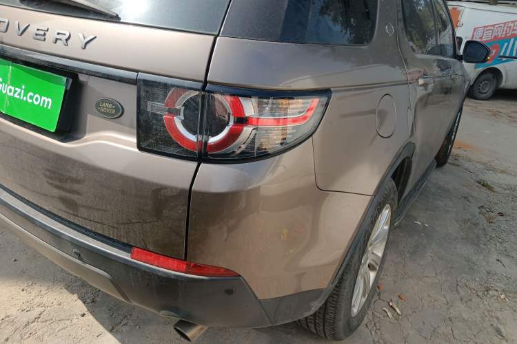 Used Land Rover Discovery Sport 2016 2.0T SE Exterior 2