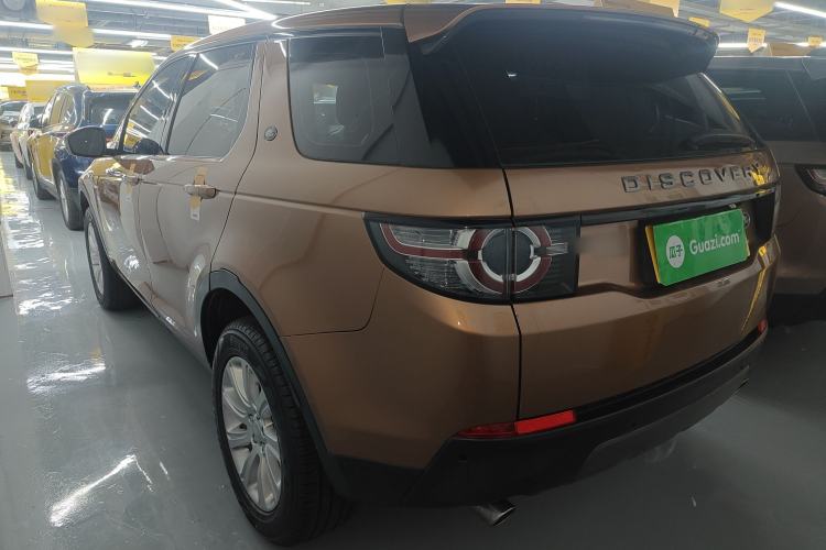 Used Land Rover Discovery Sport 2016 2.0T SE Exterior 2