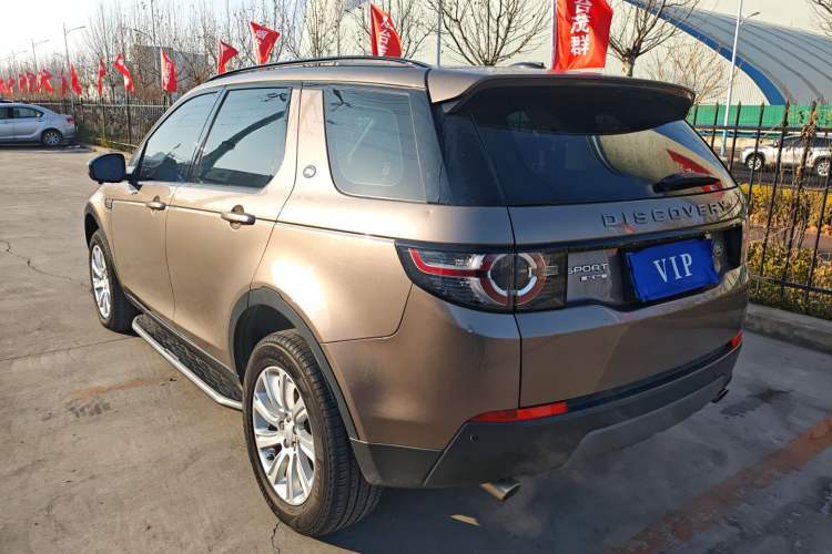 Used Land Rover Discovery Sport 2016 2.0T SE Exterior 3