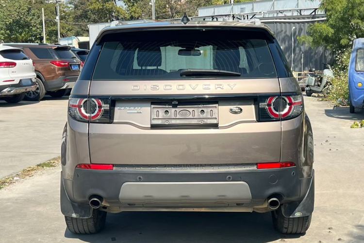 Used Land Rover Discovery Sport 2016 2.0T SE Exterior 6