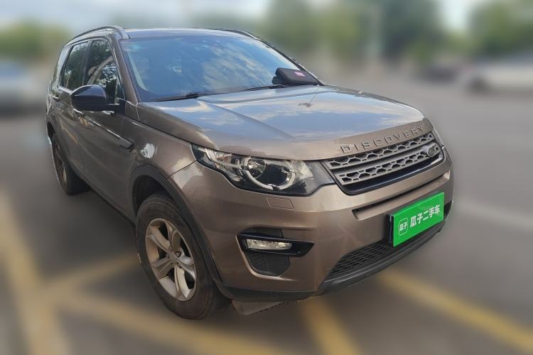 Used Land Rover Discovery Sport 2016 2.0T S Front Right 45 Deg