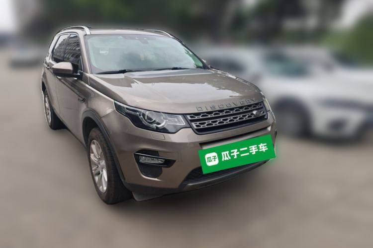 Used Land Rover Discovery Sport 2016 2.0T SE Front Right 45 Deg
