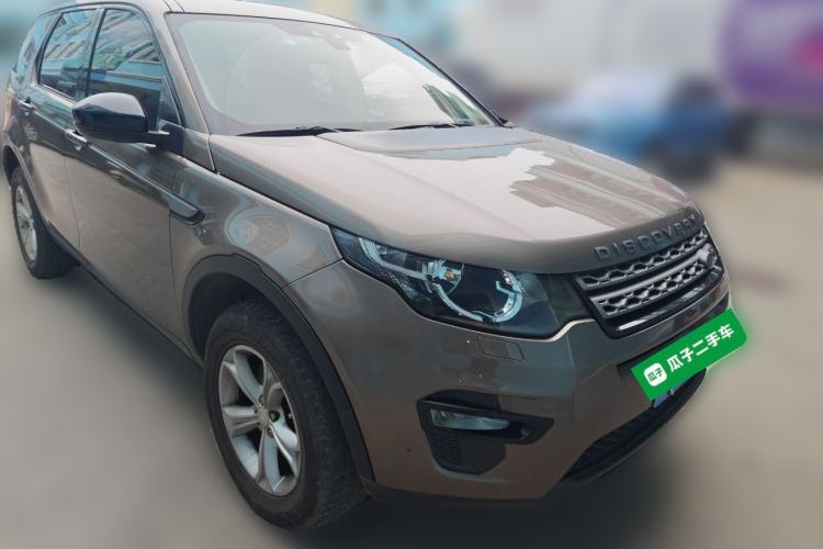 Used Land Rover Discovery Sport 2016 2.0T S Front Right 45 Deg