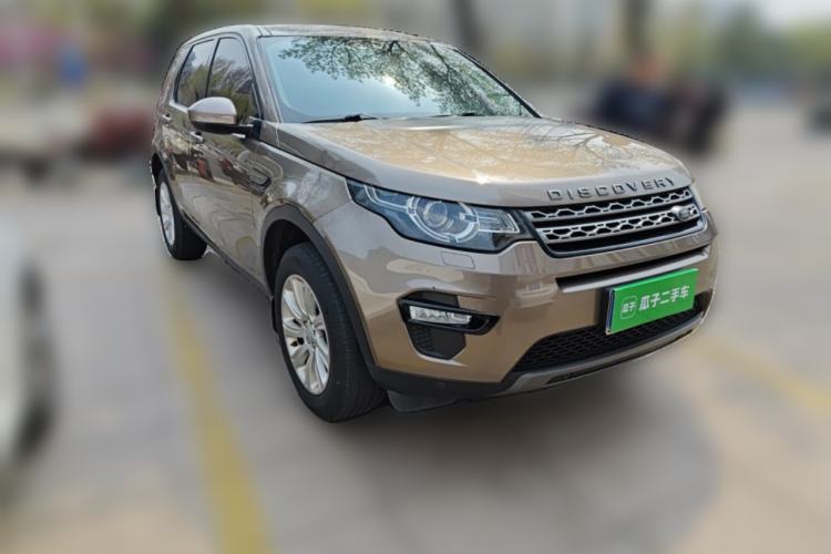 Used Land Rover Discovery Sport 2016 2.0T SE Front Right 45 Deg