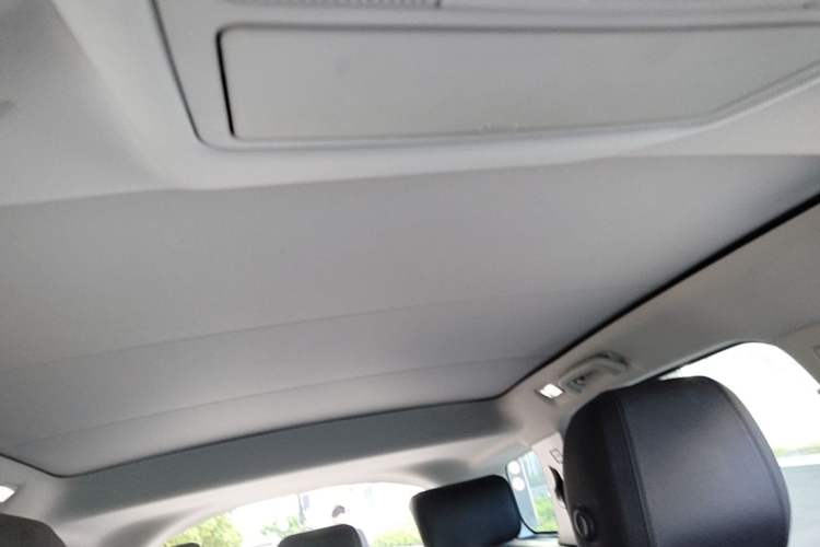 Used Land Rover Discovery Sport 2016 2.0T SE Headliner