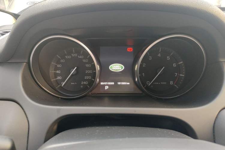 Used Land Rover Discovery Sport 2016 2.0T SE Instrument Cluster