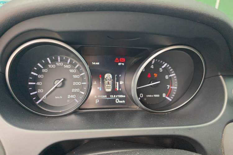 Used Land Rover Discovery Sport 2016 2.0T S Instrument Cluster
