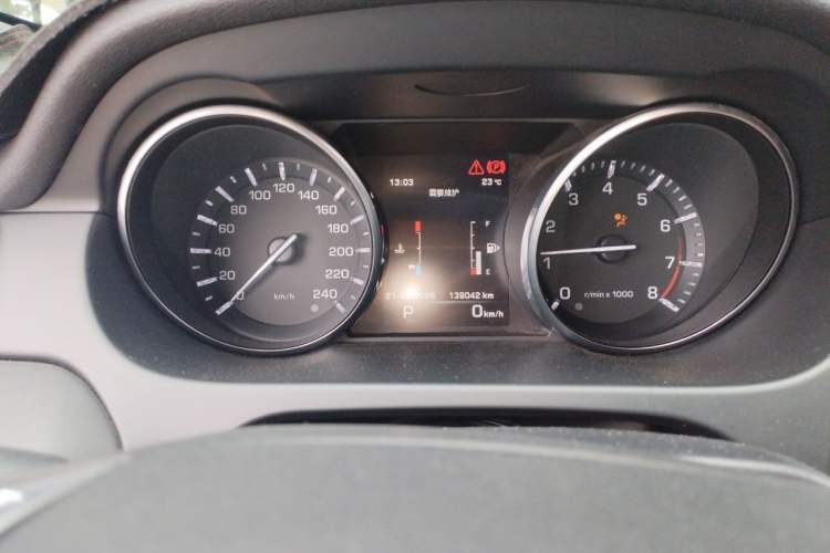 Used Land Rover Discovery Sport 2016 2.0T HSE LUXURY Instrument Cluster