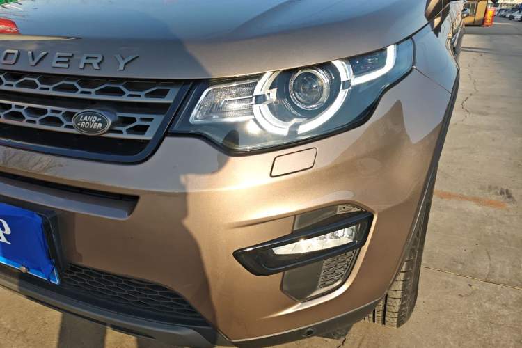 Used Land Rover Discovery Sport 2016 2.0T SE Left Front Headlight