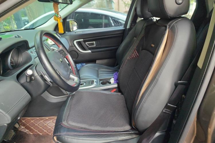 Used Land Rover Discovery Sport 2016 2.0T SE Left Front Seat