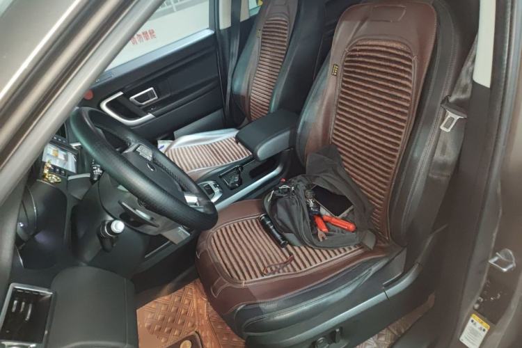 Used Land Rover Discovery Sport 2016 2.0T SE Left Front Seat