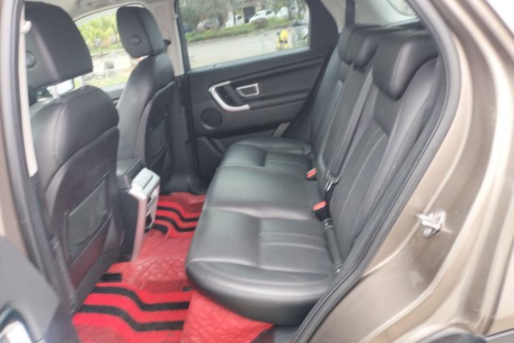 Used Land Rover Discovery Sport 2016 2.0T SE Left Rear Seat
