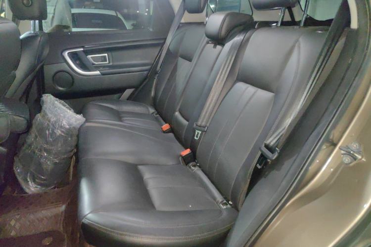 Used Land Rover Discovery Sport 2016 2.0T SE Left Rear Seat
