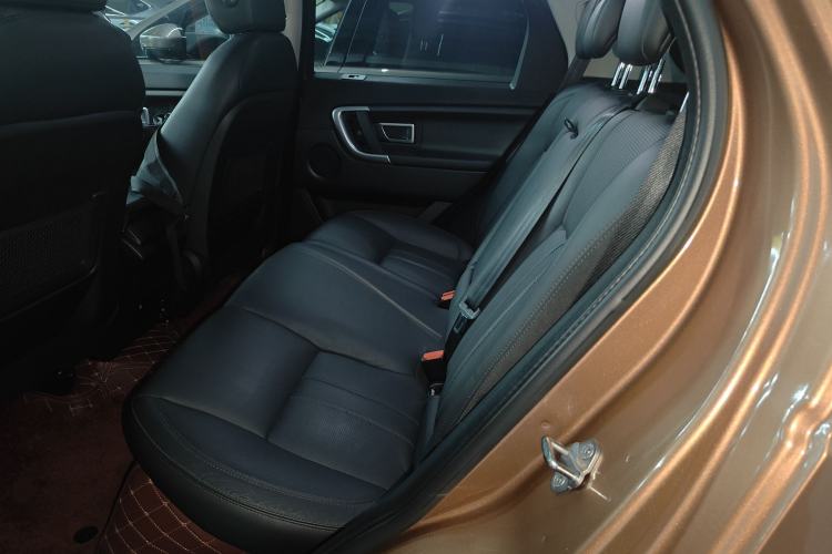 Used Land Rover Discovery Sport 2016 2.0T SE Left Rear Seat