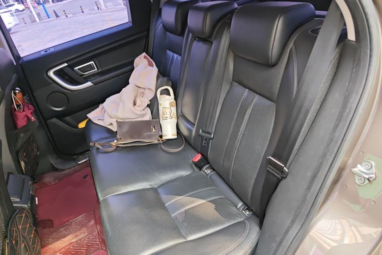 Used Land Rover Discovery Sport 2016 2.0T SE Left Rear Seat