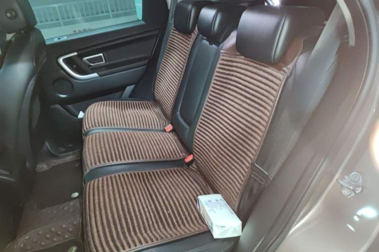 Used Land Rover Discovery Sport 2016 2.0T SE Left Rear Seat