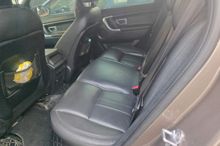 Used Land Rover Discovery Sport 2016 2.0T SE Left Rear Seat