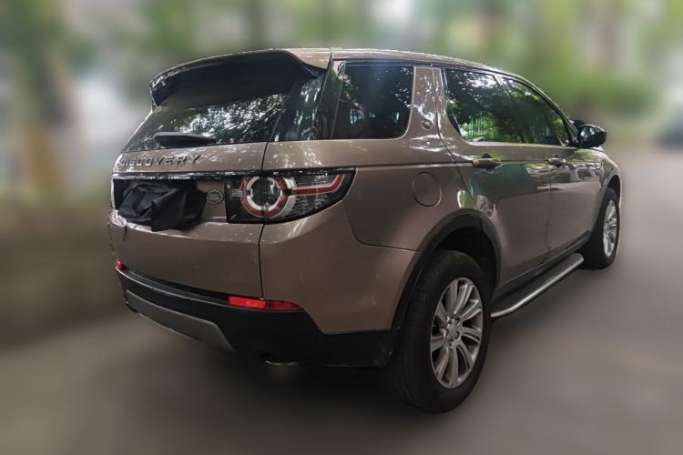 Used Land Rover Discovery Sport 2016 2.0T SE Rear Right 45 Deg