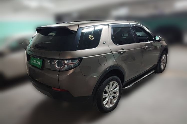 Used Land Rover Discovery Sport 2016 2.0T SE Rear Right 45 Deg