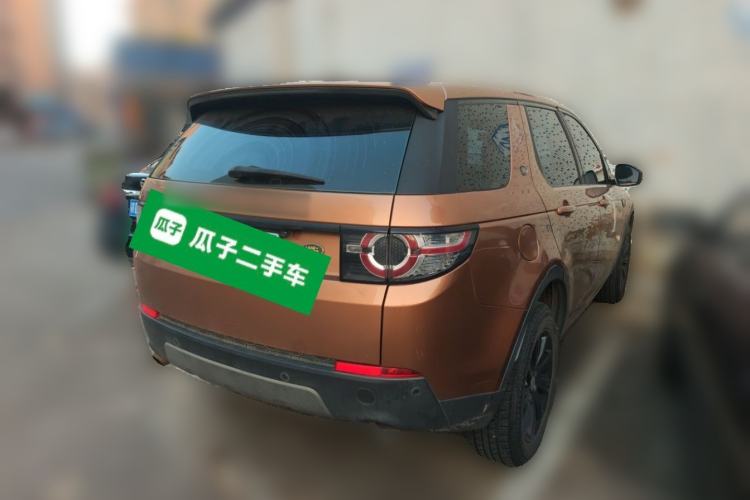Used Land Rover Discovery Sport 2016 2.0T SE Rear Right 45 Deg