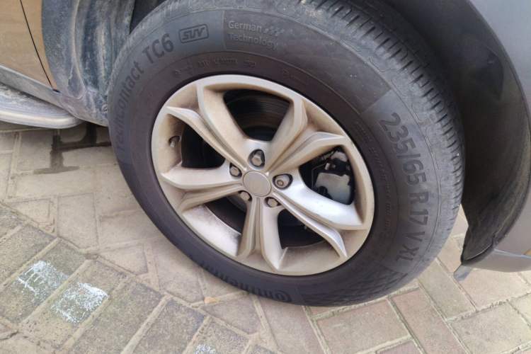 Used Land Rover Discovery Sport 2016 2.0T S Right Front Wheel Hub