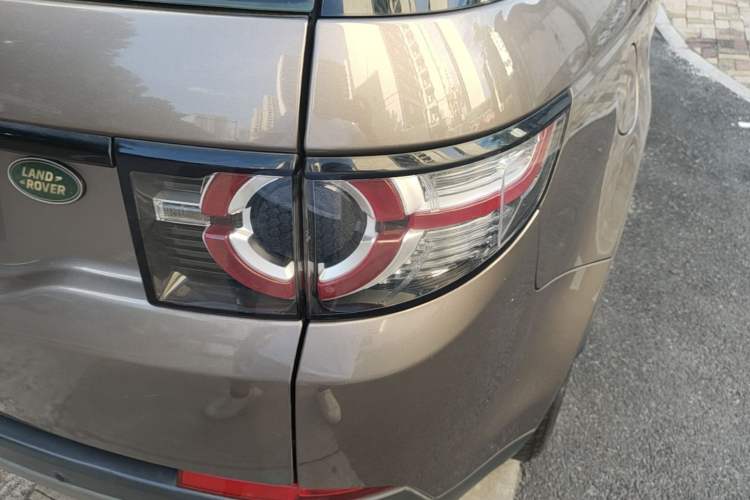 Used Land Rover Discovery Sport 2016 2.0T SE Right Rear Taillight