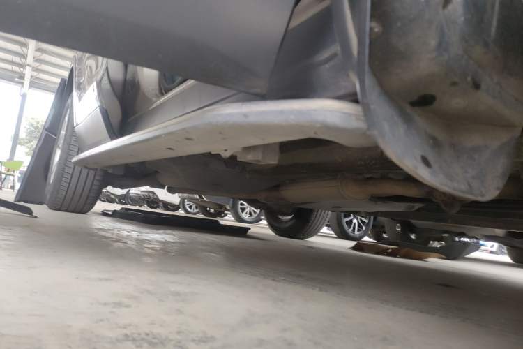 Used Land Rover Discovery Sport 2016 2.0T S Right Side Sill