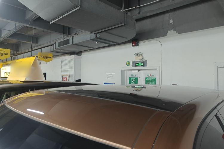 Used Land Rover Discovery Sport 2016 2.0T SE Roof