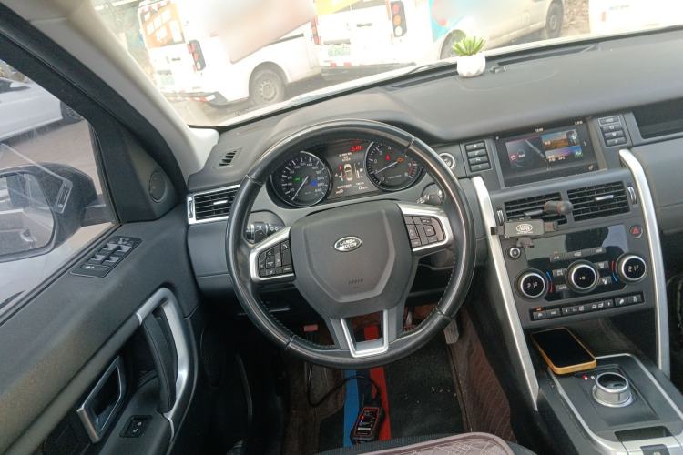 Used Land Rover Discovery Sport 2016 2.0T SE Steering Wheel