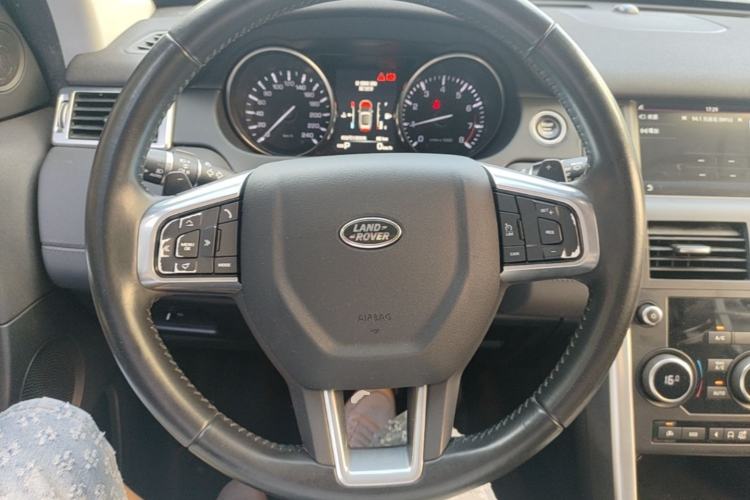 Used Land Rover Discovery Sport 2016 2.0T SE Steering Wheel