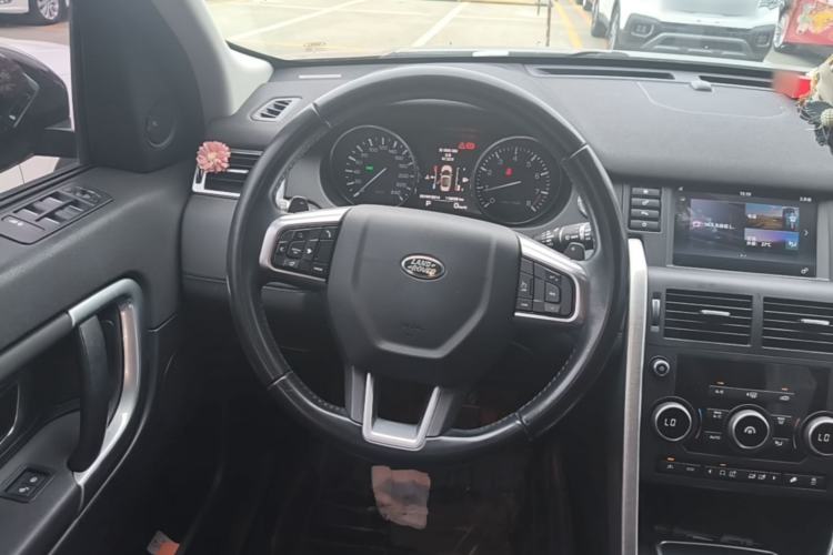 Used Land Rover Discovery Sport 2016 2.0T SE Steering Wheel