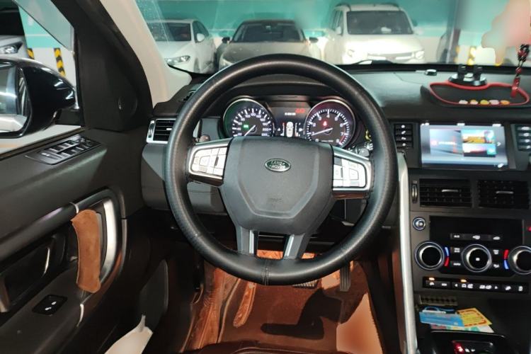 Used Land Rover Discovery Sport 2016 2.0T SE Steering Wheel