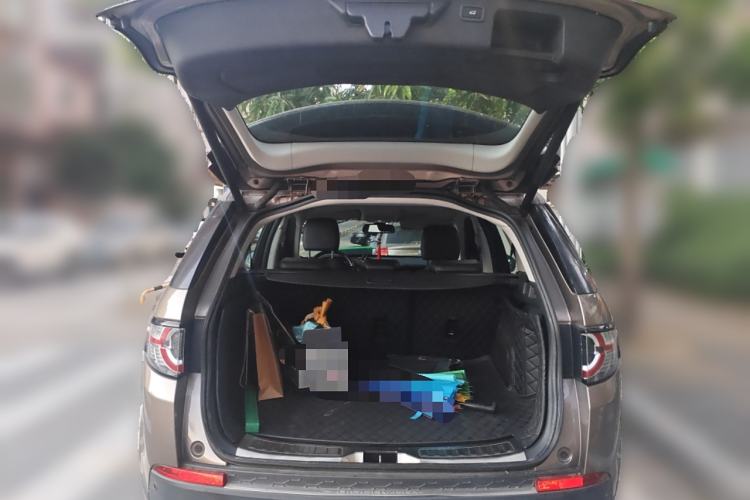 Used Land Rover Discovery Sport 2016 2.0T SE Trunk