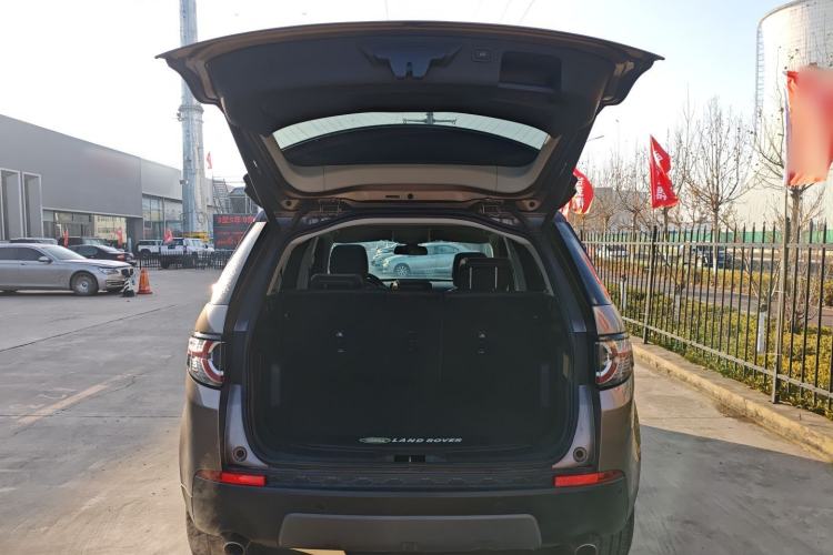 Used Land Rover Discovery Sport 2016 2.0T SE Trunk