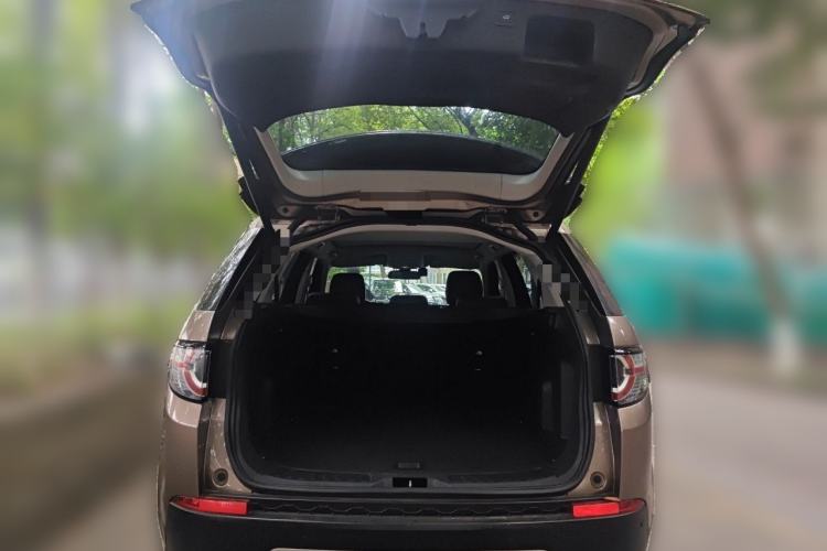 Used Land Rover Discovery Sport 2016 2.0T SE Trunk
