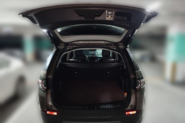 Used Land Rover Discovery Sport 2016 2.0T SE Trunk