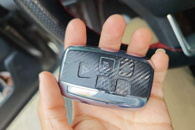 Used Land Rover Discovery Sport 2016 2.0T SE Vehicle Key
